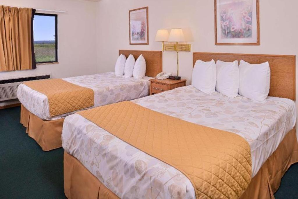 Americas Best Value Inn Missouri Valley Extérieur photo