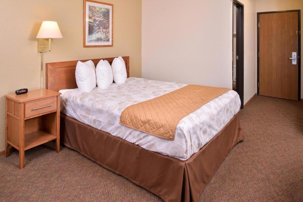 Americas Best Value Inn Missouri Valley Extérieur photo