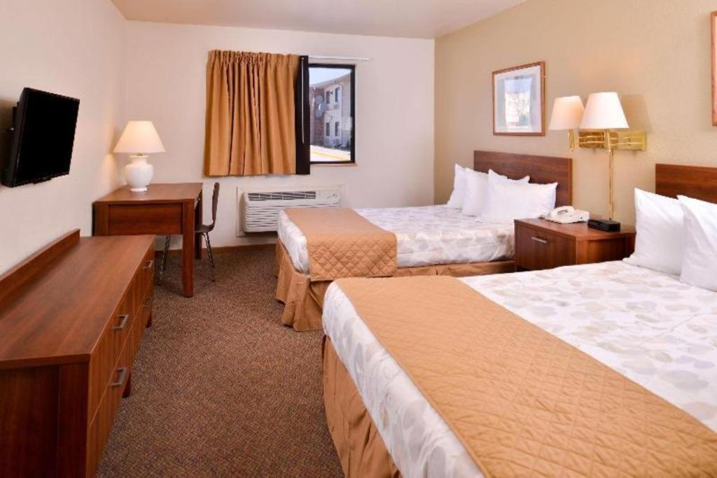 Americas Best Value Inn Missouri Valley Extérieur photo