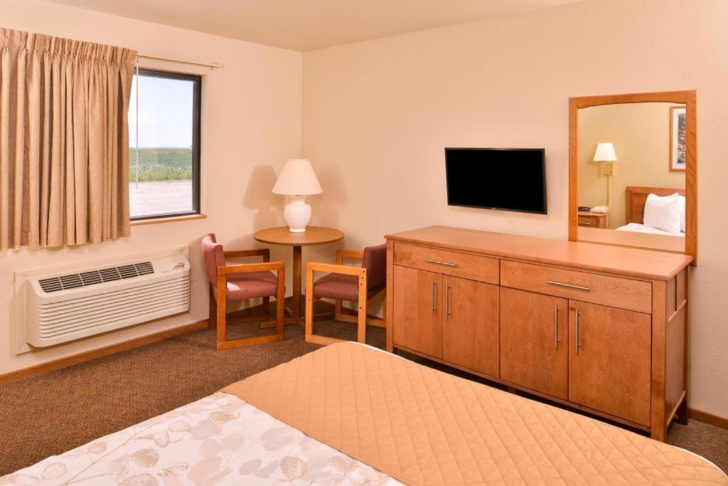 Americas Best Value Inn Missouri Valley Extérieur photo