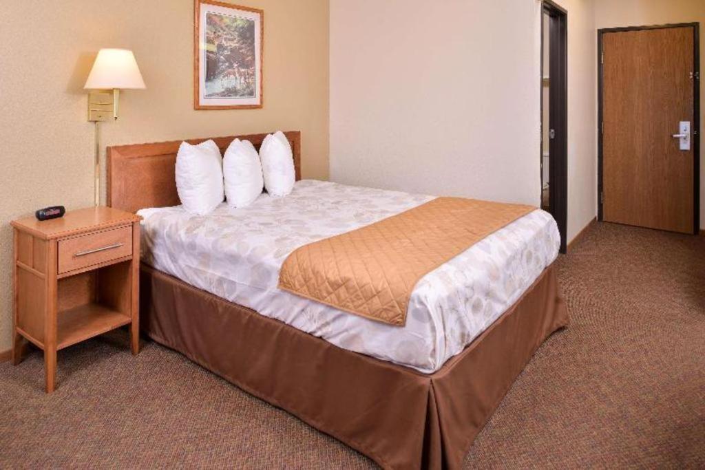 Americas Best Value Inn Missouri Valley Extérieur photo